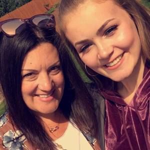 Meet your Posher, Brandy